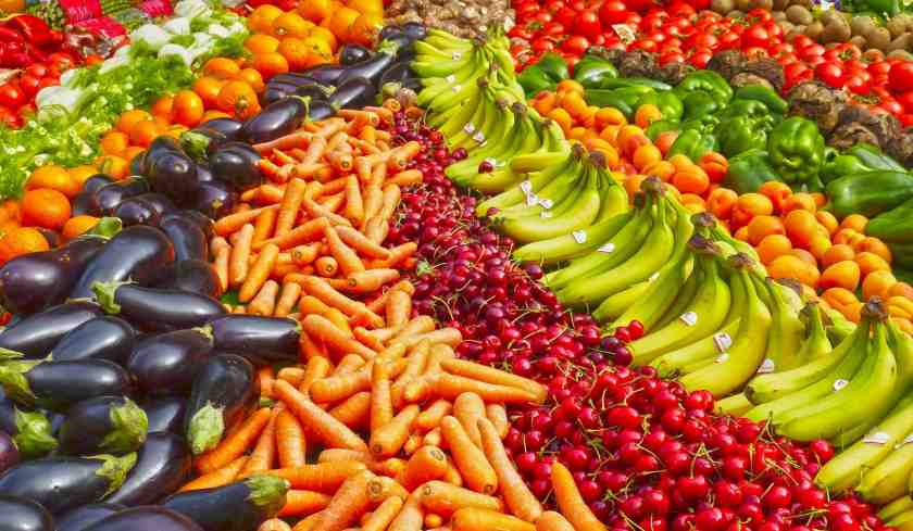 Frutas y verduras en exhibición1